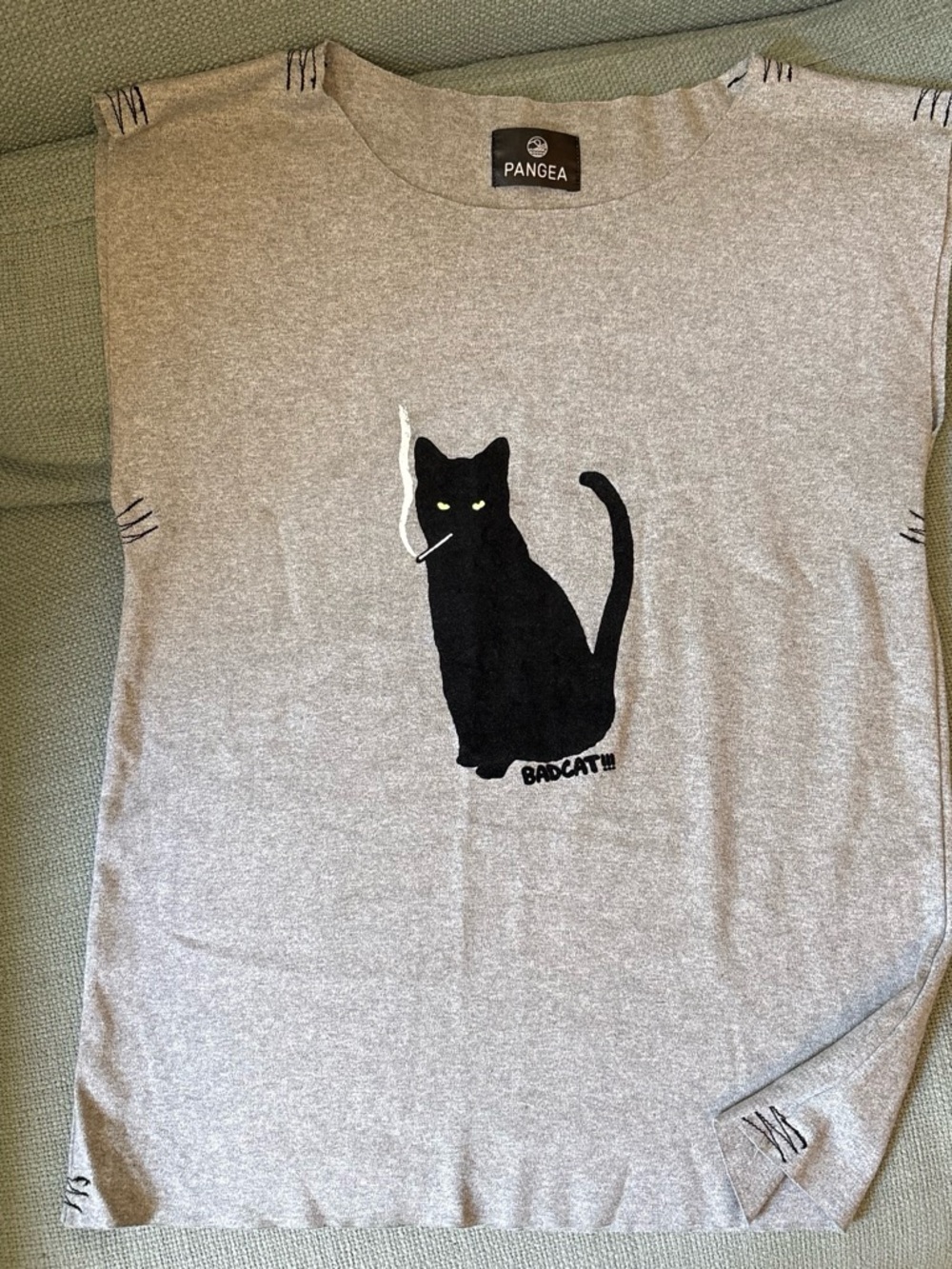 Bad Cat!!! Smoking cat tee NWOT S/M
